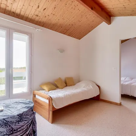 Paisible Escale A Talmont-saint-hilaire Avec Piscine بيت للعطل