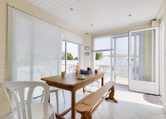 Paisible Escale A Talmont-saint-hilaire Avec Piscine בית נופש